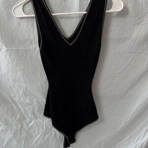 House of harlow black knit bodysuit with white stitching